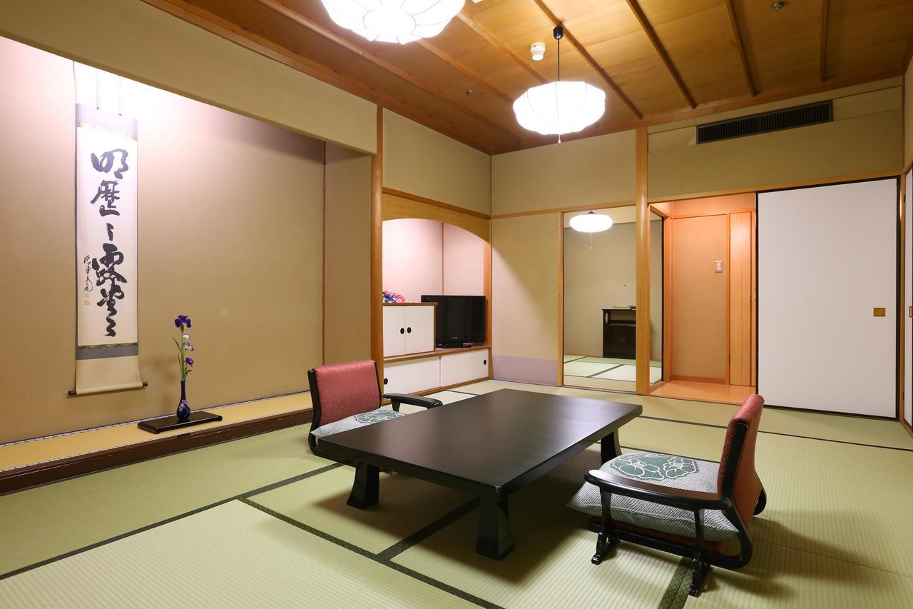 Oku Yugawara Tsubaki Hotel Ngoại thất bức ảnh